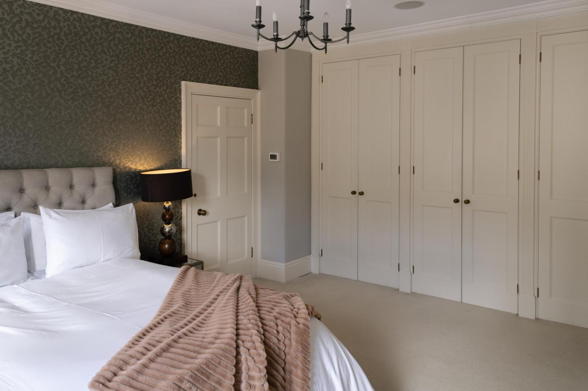 Villa Cambridge House à Bath Extérieur photo